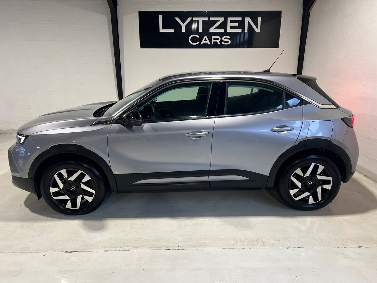 Sølv Opel Mokka-e fra 2023