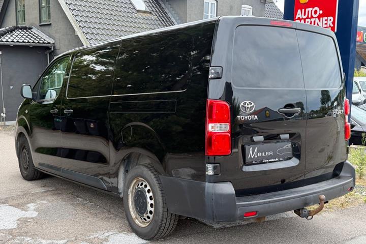 Sort Toyota ProAce fra 2020