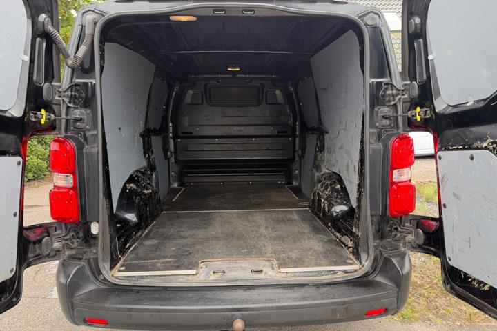 Sort Toyota ProAce fra 2020
