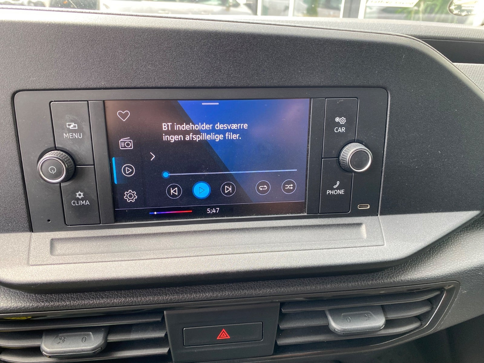 Hvid VW Caddy fra 2021