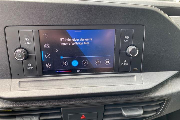 Hvid VW Caddy fra 2021