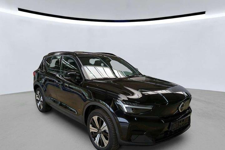 Sort Volvo XC40 fra 2023