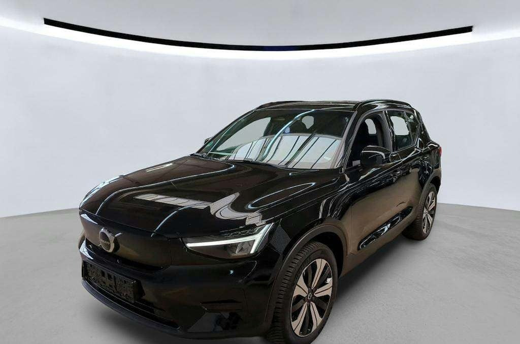 Sort Volvo XC40 fra 2023
