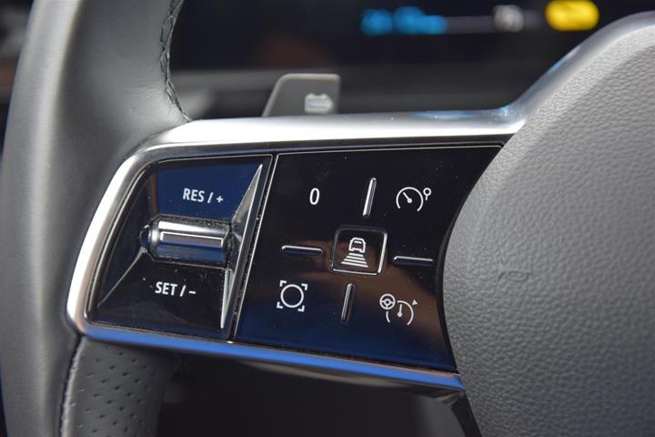Hvid Renault Mégane fra 2023