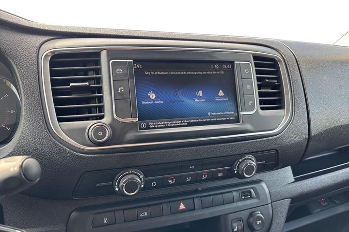 Hvid Toyota ProAce fra 2024