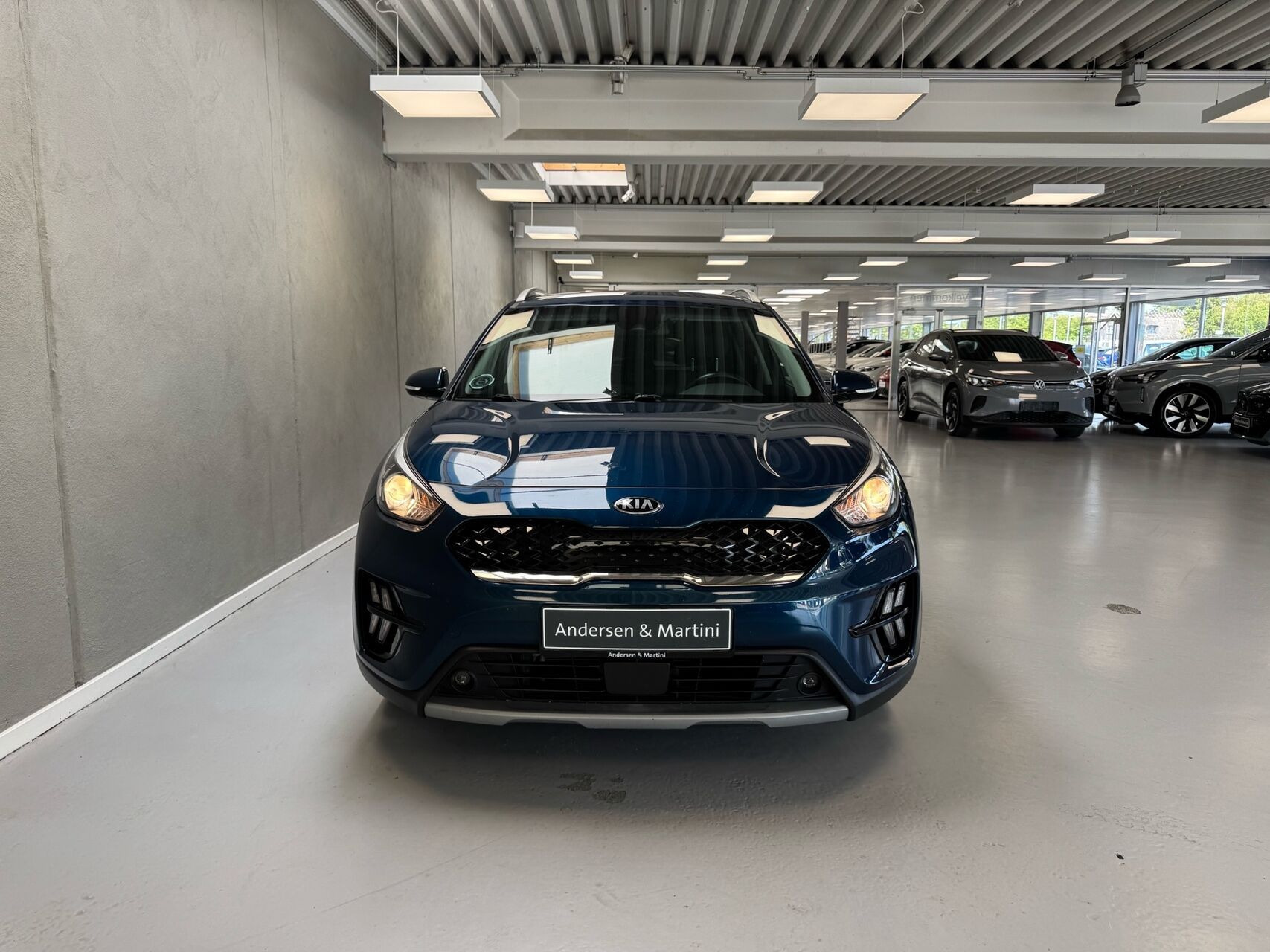 Blå Kia Niro fra 2021
