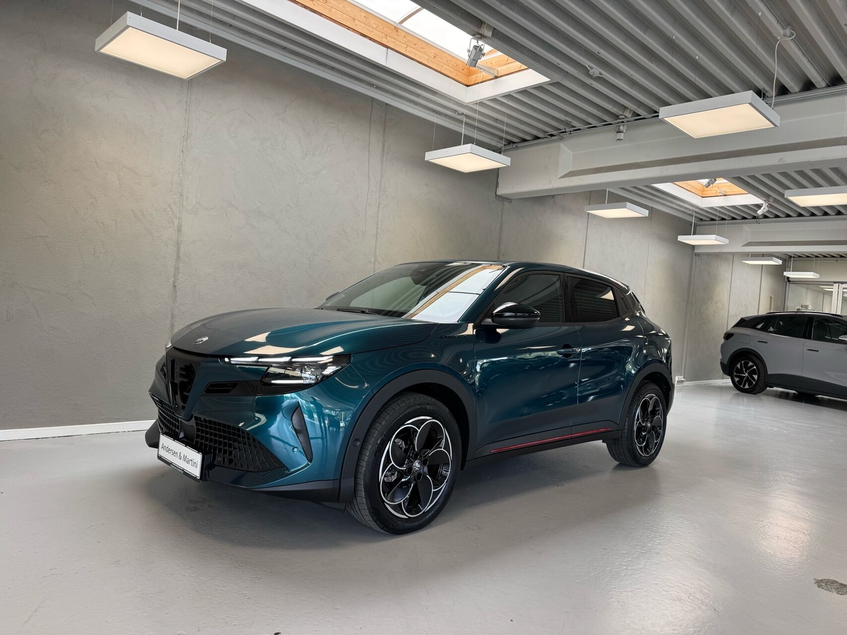 Alfa Romeo Junior EL Speciale 156HK 5d Aut.