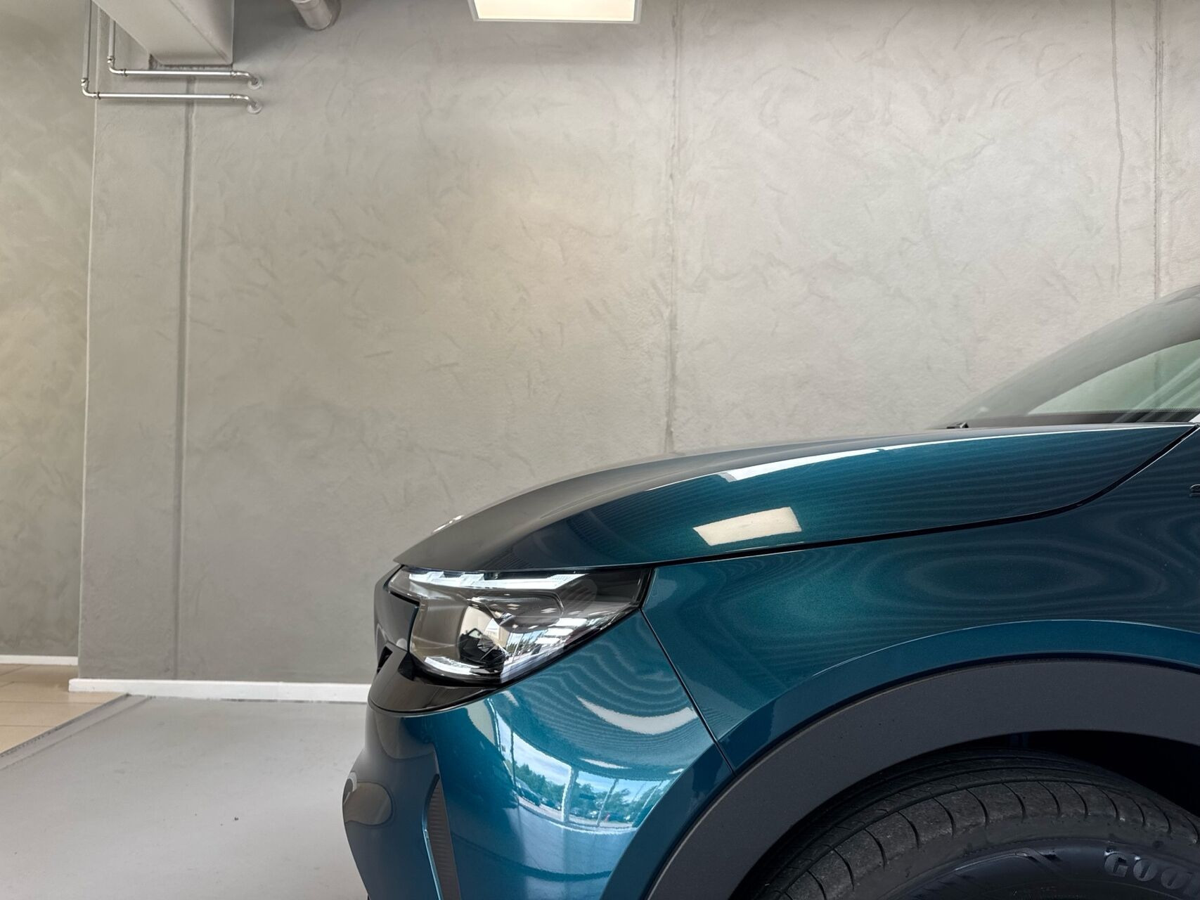 Blå Alfa Romeo Junior fra 2024
