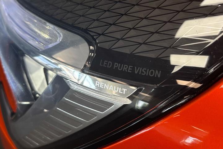 Orange Renault Clio fra 2019