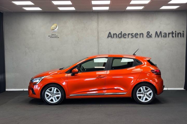 Orange Renault Clio fra 2019