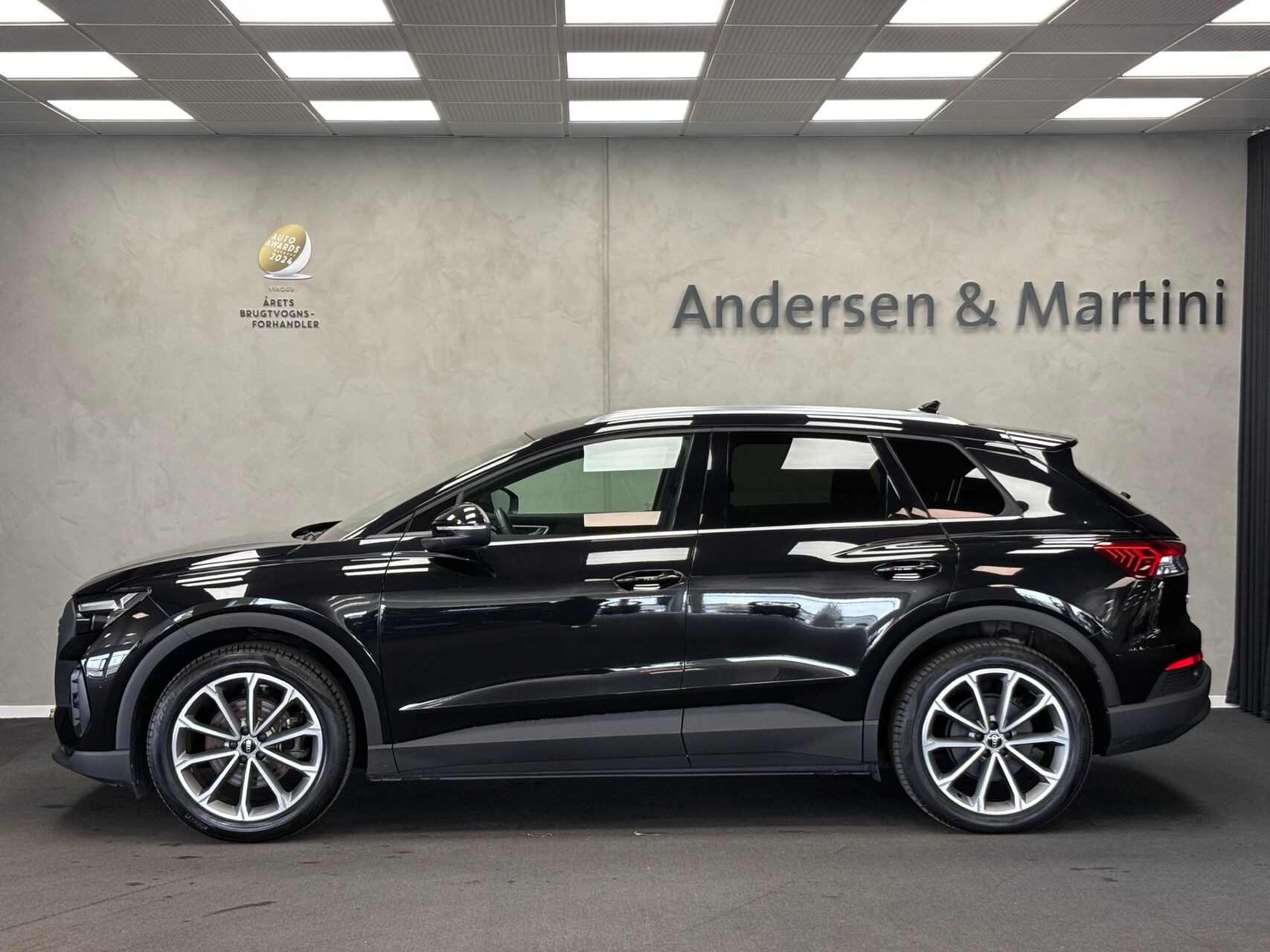 Sort Audi Q4 fra 2023