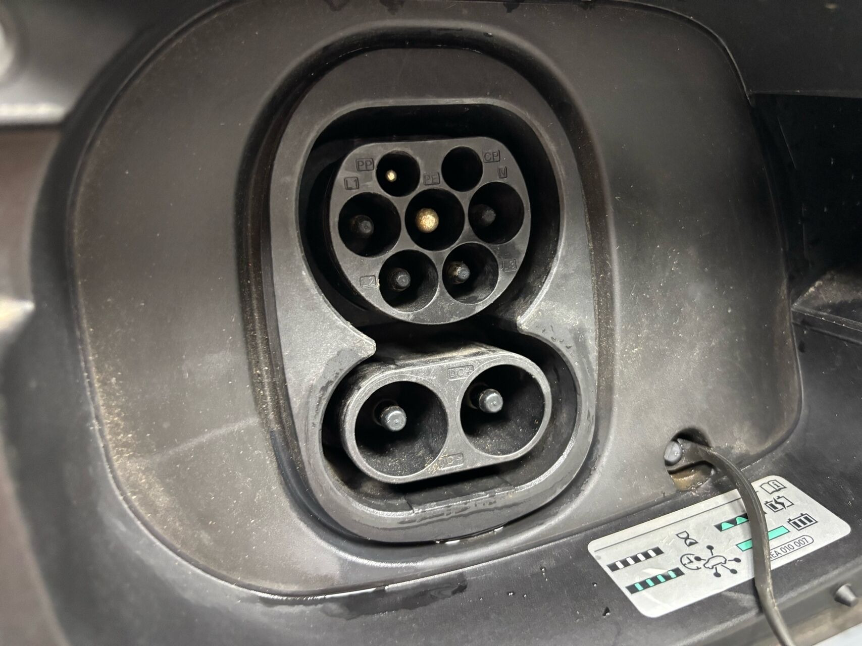 Grå VW ID.4 fra 2021