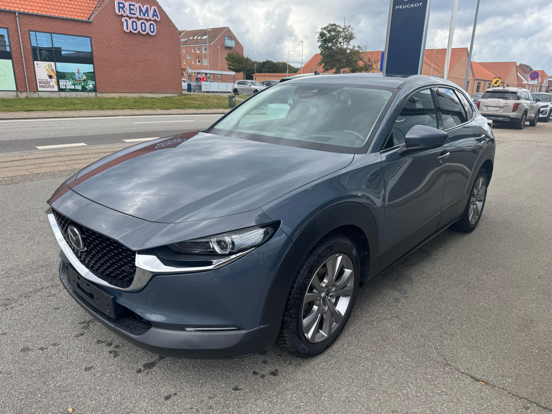 Grå Mazda CX-30 fra 2020