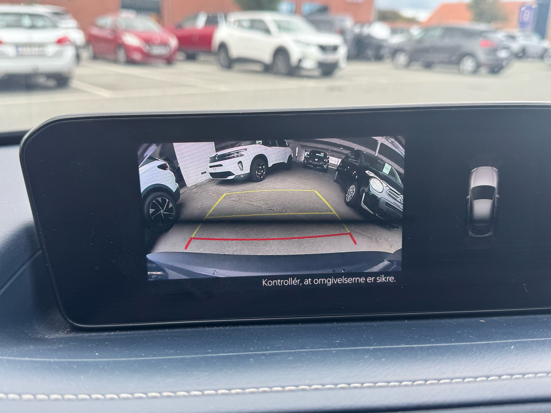 Grå Mazda CX-30 fra 2020