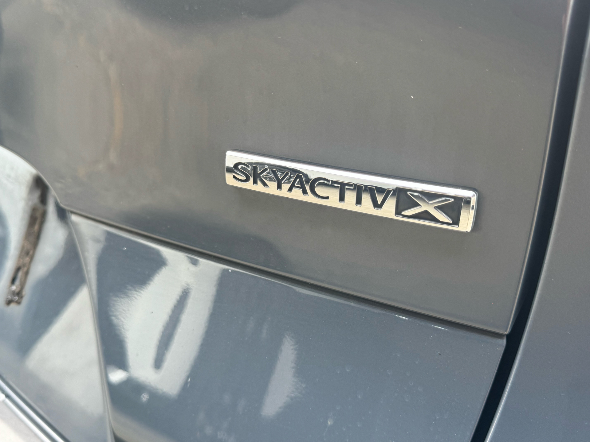 Grå Mazda CX-30 fra 2020