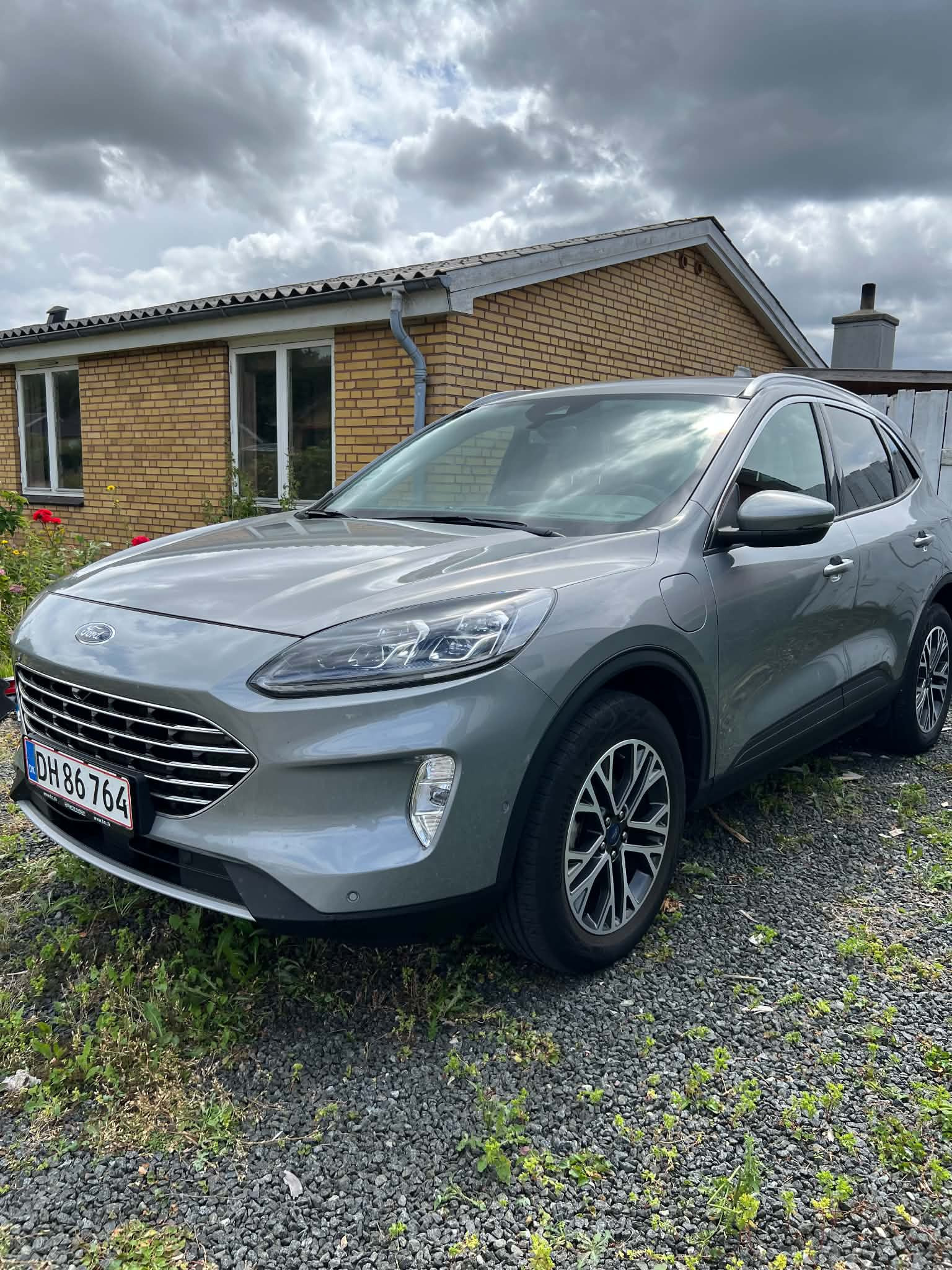 Sølv Ford Kuga fra 2021