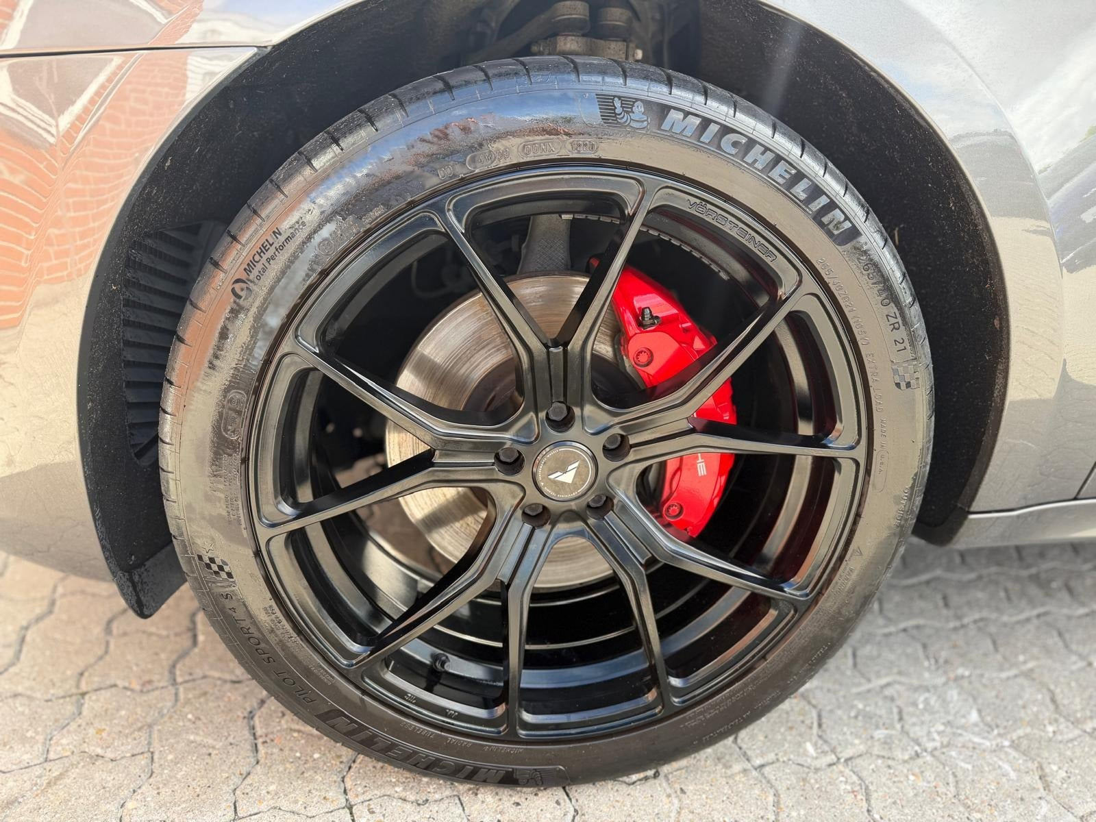 undefined Porsche Macan Turbo fra 2015