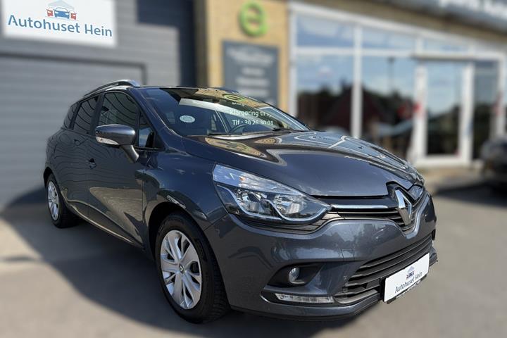 Grå Renault Clio IV fra 2019