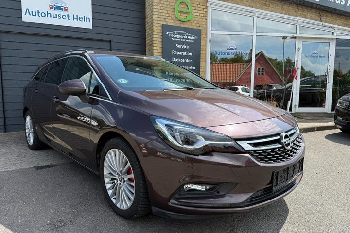Brun Opel Astra fra 2017