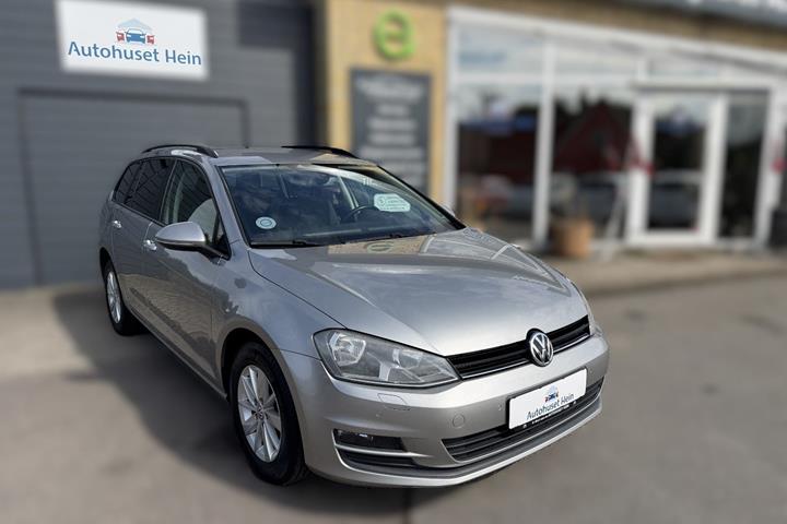 Orange VW Golf VII fra 2014
