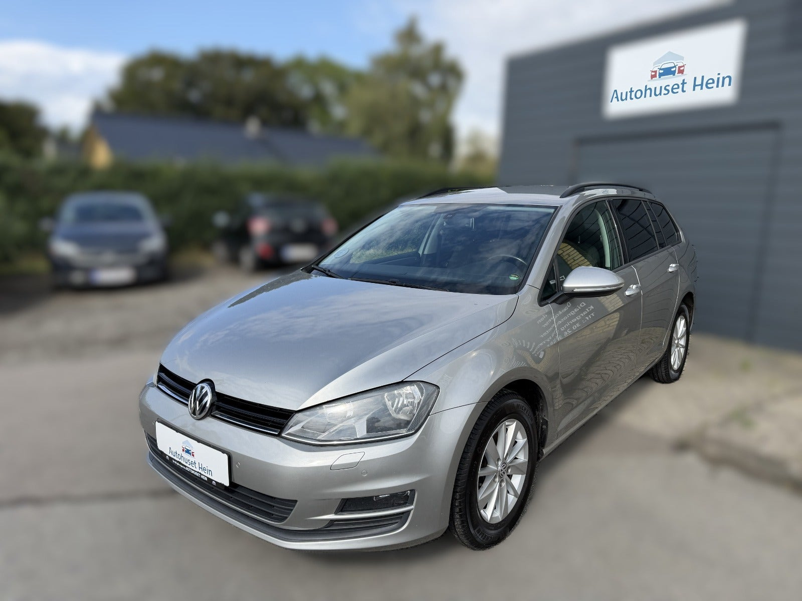 Orange VW Golf VII fra 2014