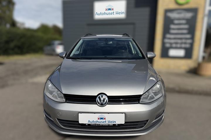 Orange VW Golf VII fra 2014