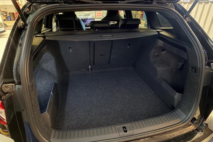 Grøn Skoda Enyaq fra 2022