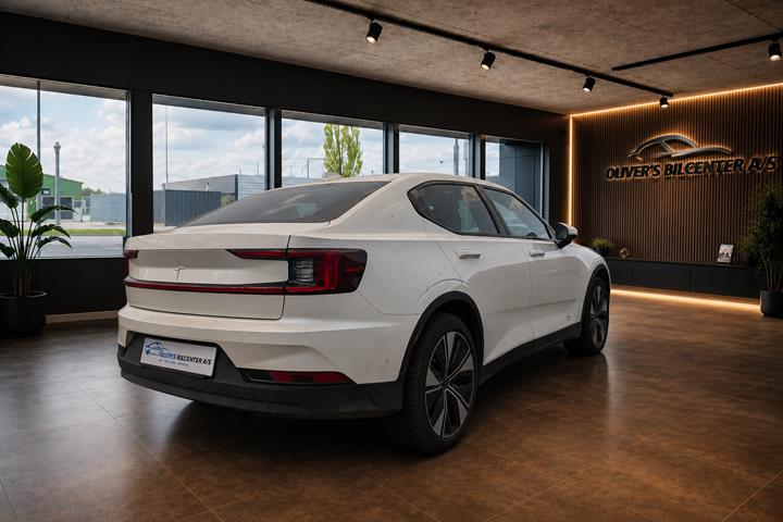 Hvid Polestar 2 fra 2023