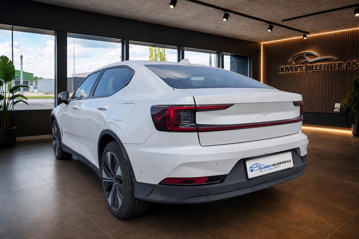 Hvid Polestar 2 fra 2023