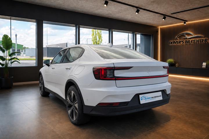 Hvid Polestar 2 fra 2023