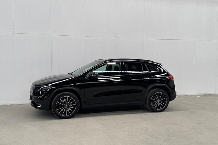 Sort Mercedes EQA250 fra 2021