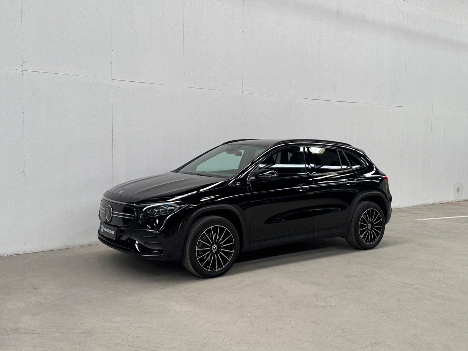 Sort Mercedes EQA250 fra 2021