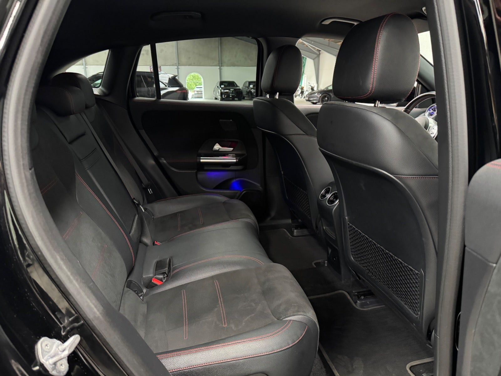 Sort Mercedes EQA250 fra 2021