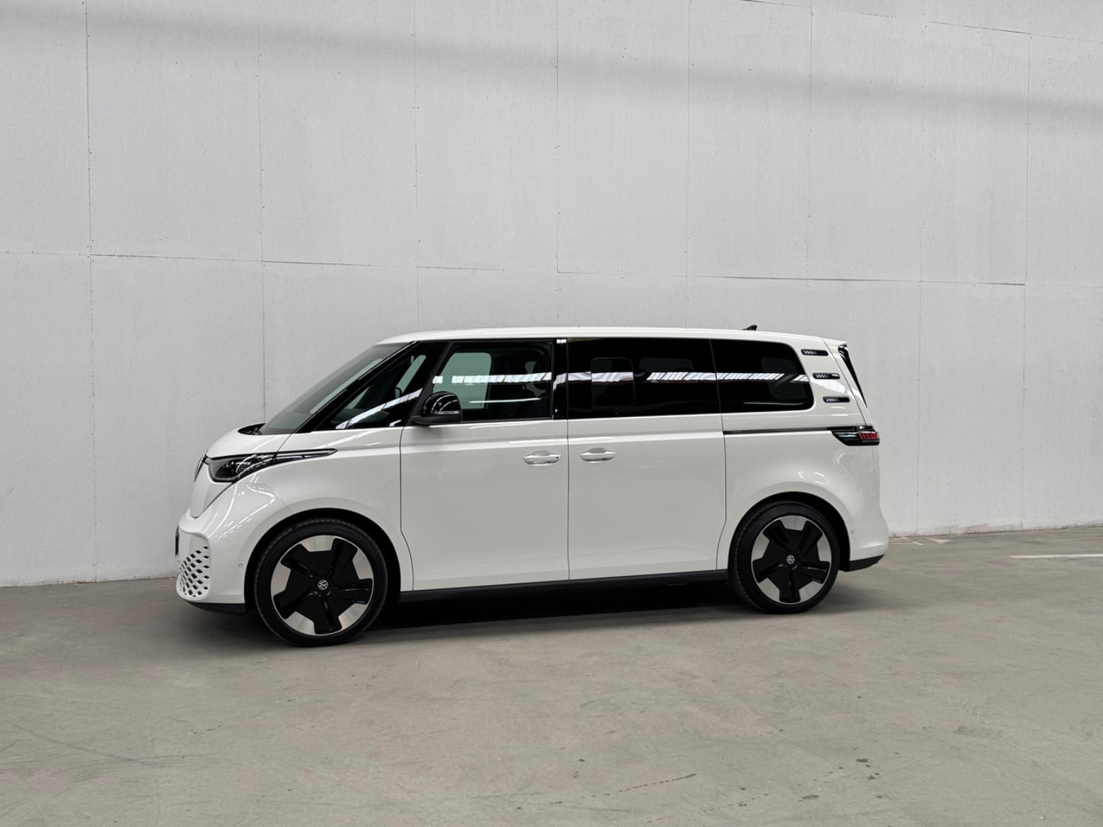 Hvid VW ID.Buzz fra 2026