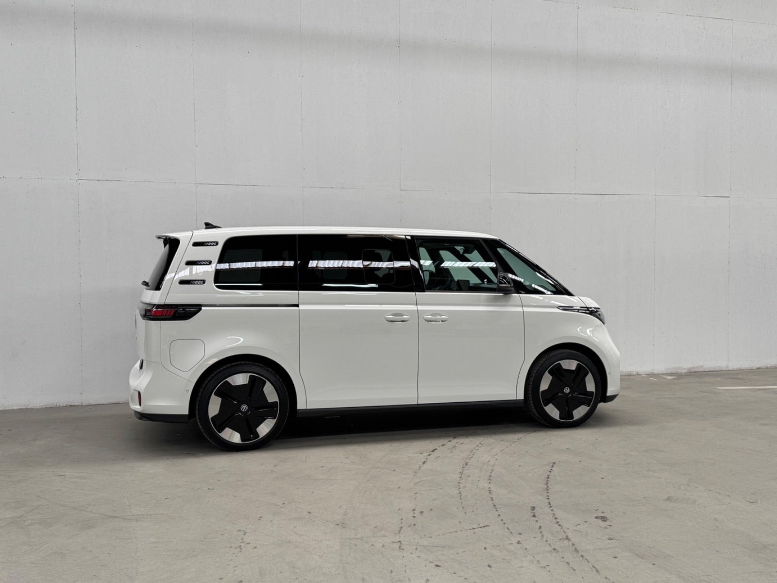 Hvid VW ID.Buzz fra 2026