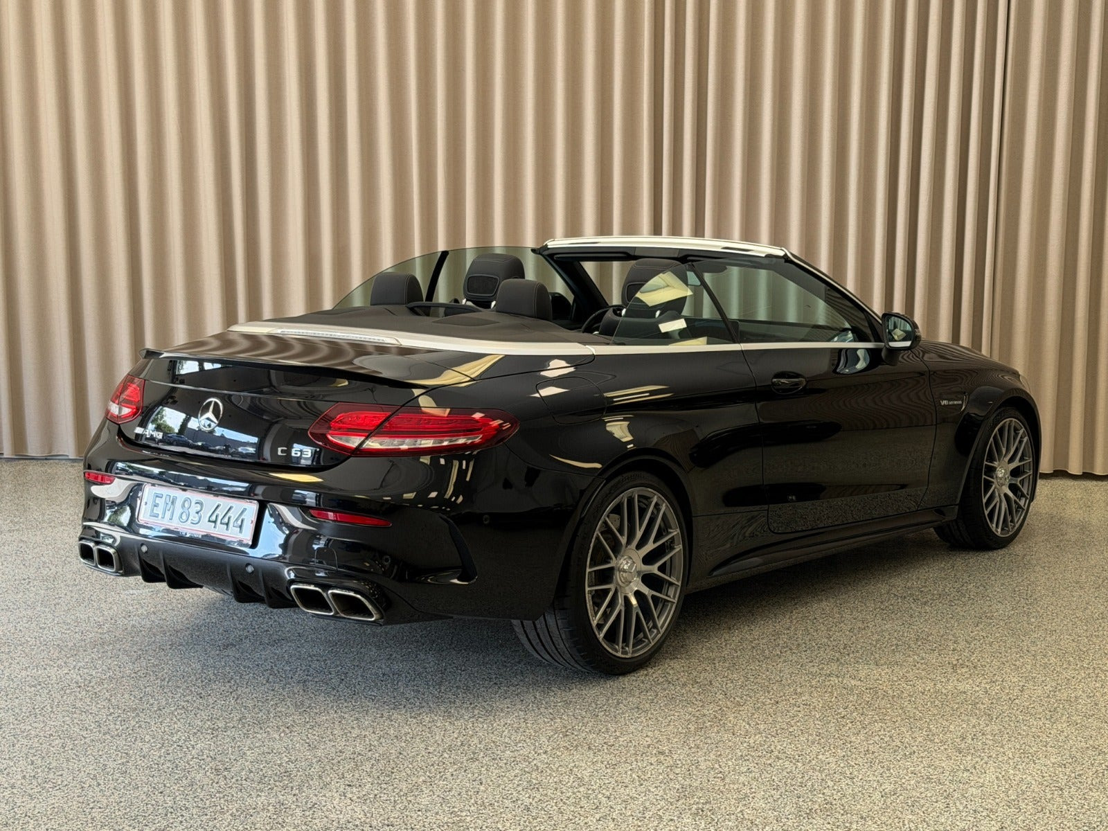 Sort Mercedes C63 fra 2019