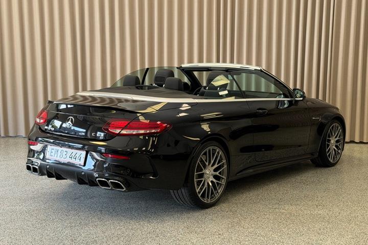 Sort Mercedes C63 fra 2019