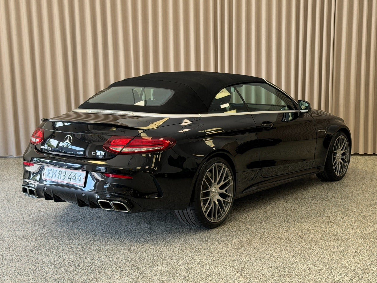 Sort Mercedes C63 fra 2019