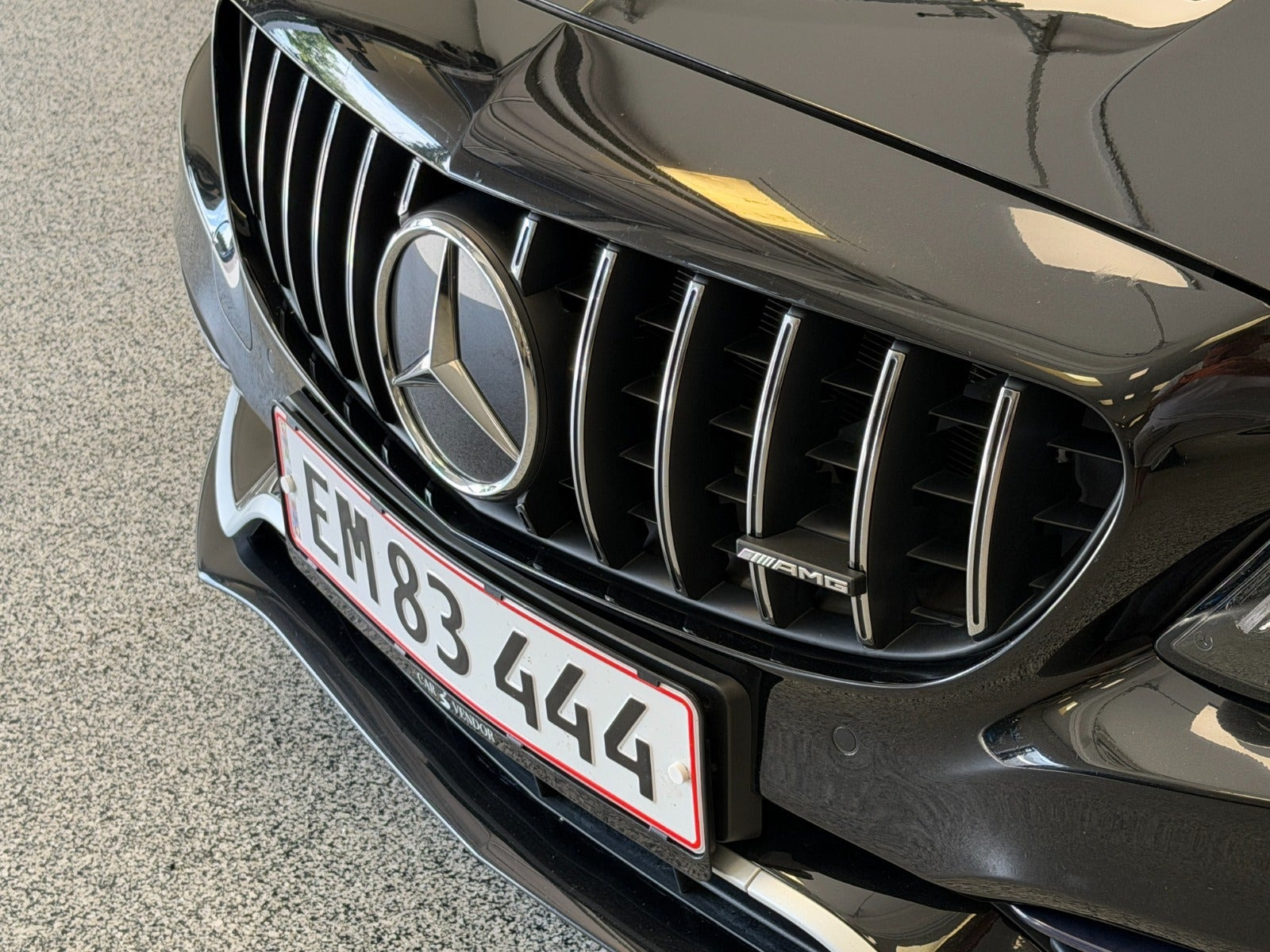 Sort Mercedes C63 fra 2019
