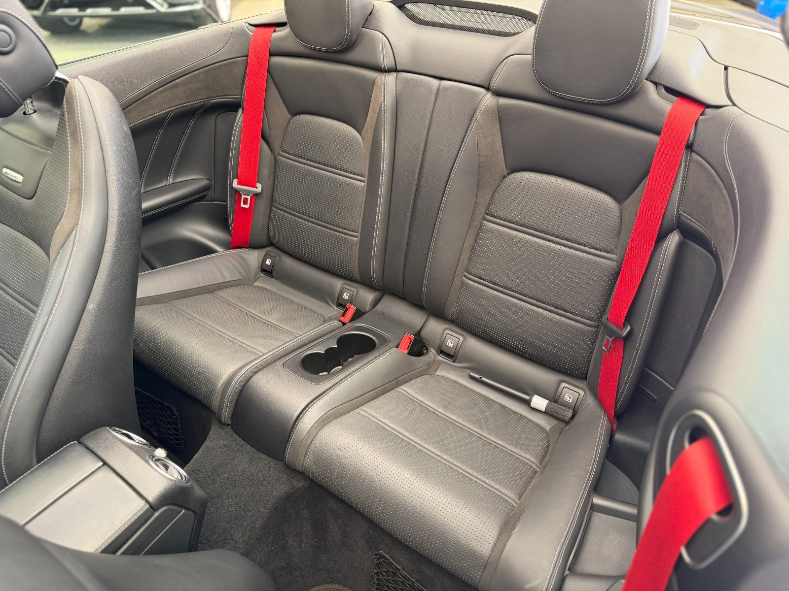Sort Mercedes C63 fra 2019