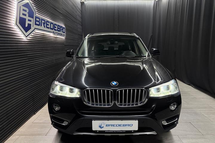 Sort BMW X3 fra 2015