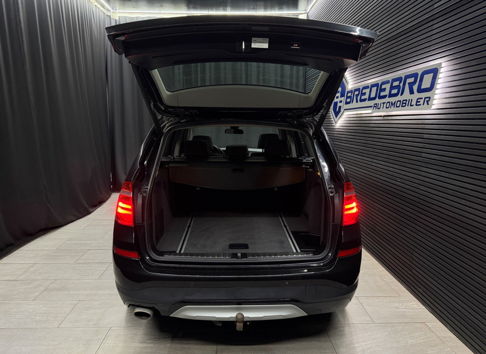 Sort BMW X3 fra 2015