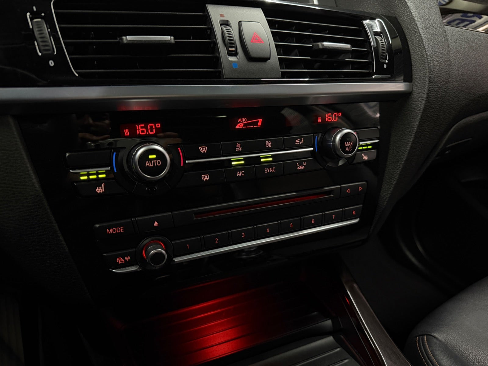 Sort BMW X3 fra 2015