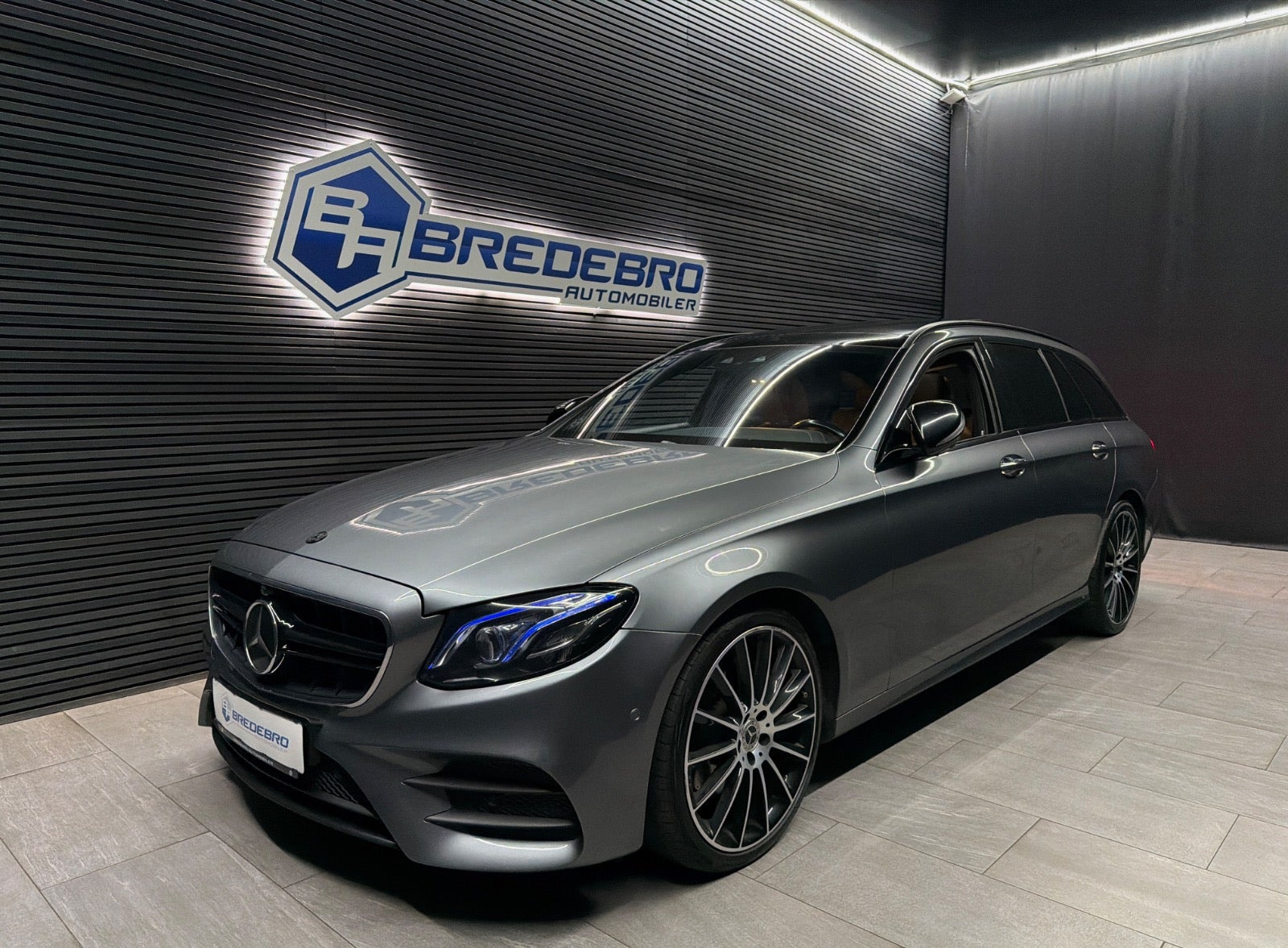 Mercedes E220 d 2,0 AMG Line stc. aut. 4Matic