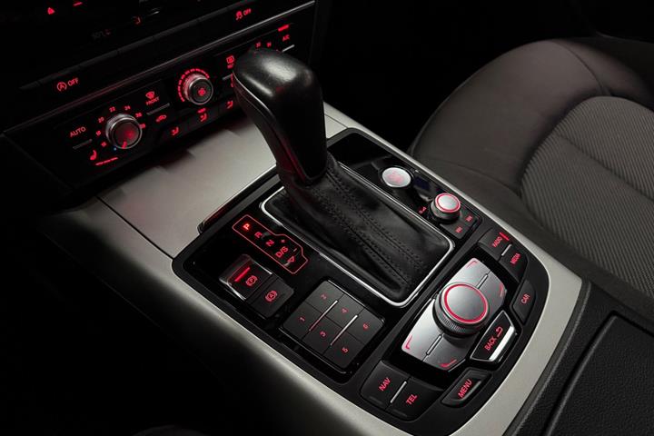 Sort Audi A6 fra 2015