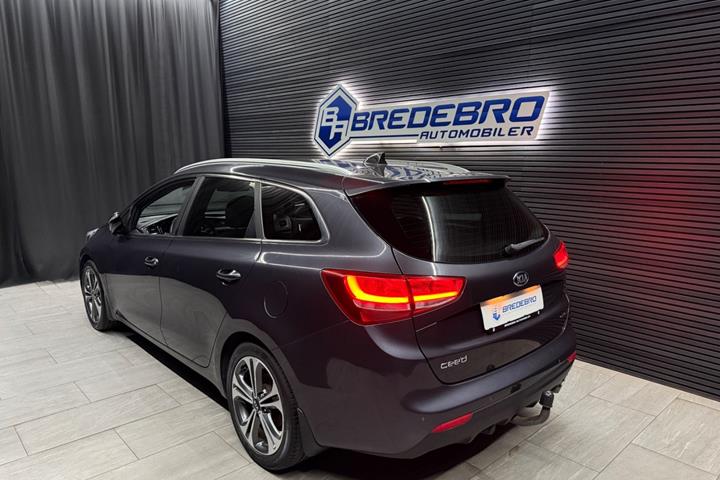 Grå Kia Ceed fra 2018