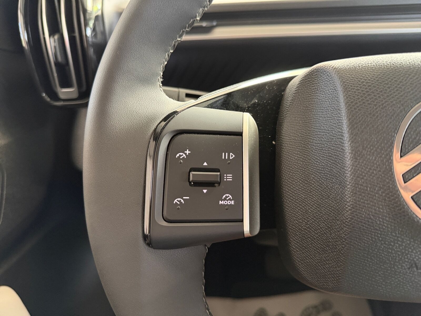 Grå Citroën e-C3 Aircross fra 2025