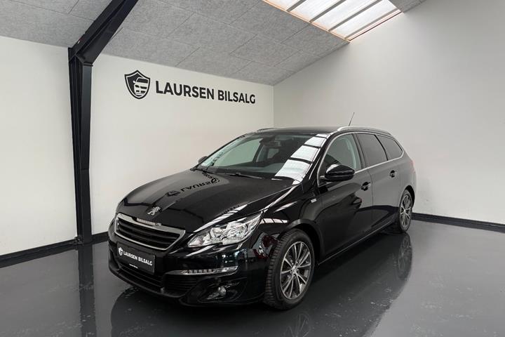 Sort Peugeot 308 fra 2015