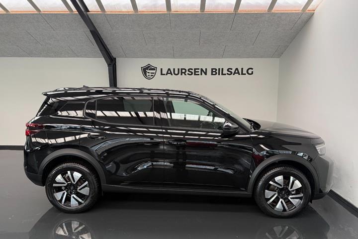 Sort Opel Frontera fra 2025
