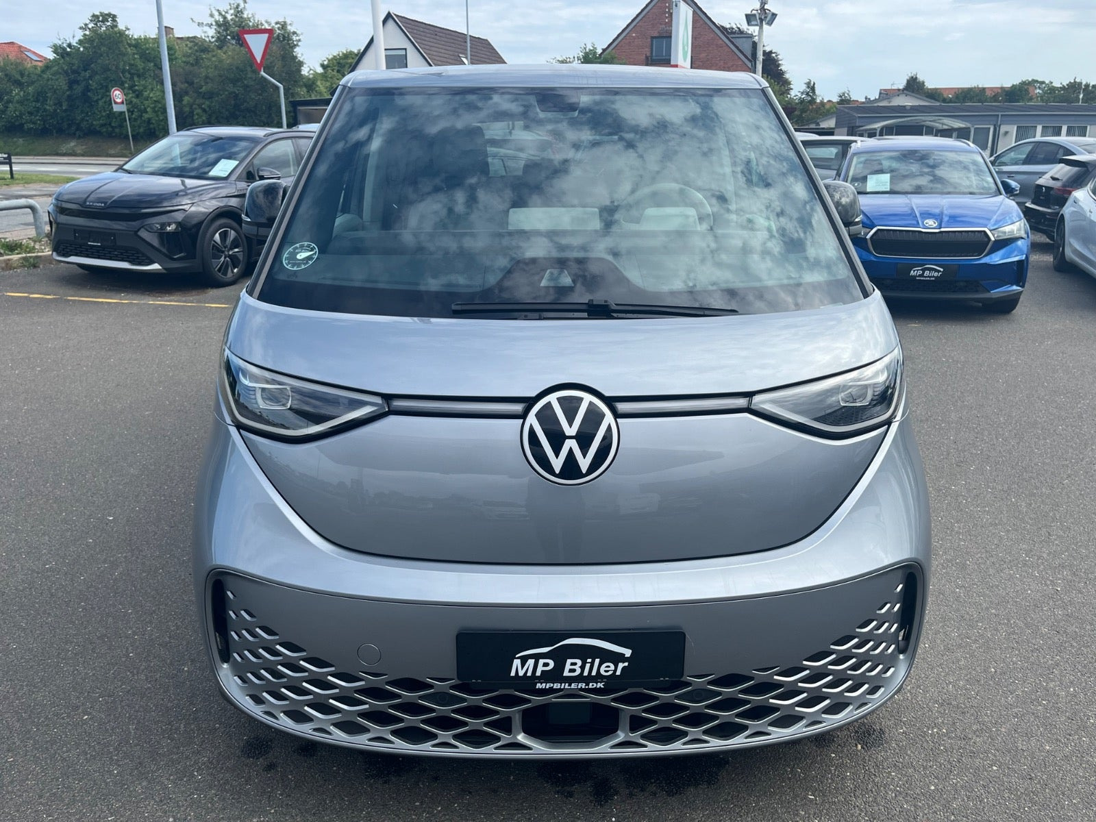 Grå VW ID.Buzz fra 2023